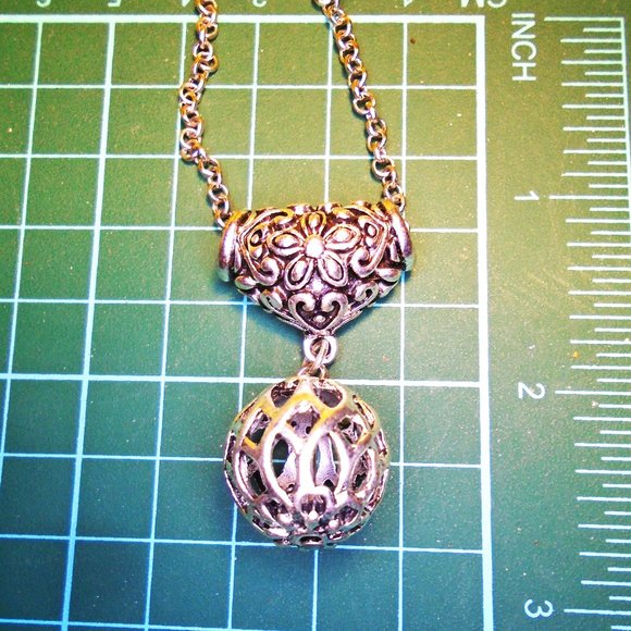 Handmade Large pendant statement necklace, 30" sweater necklace adjustable, - Picture 3 of 3